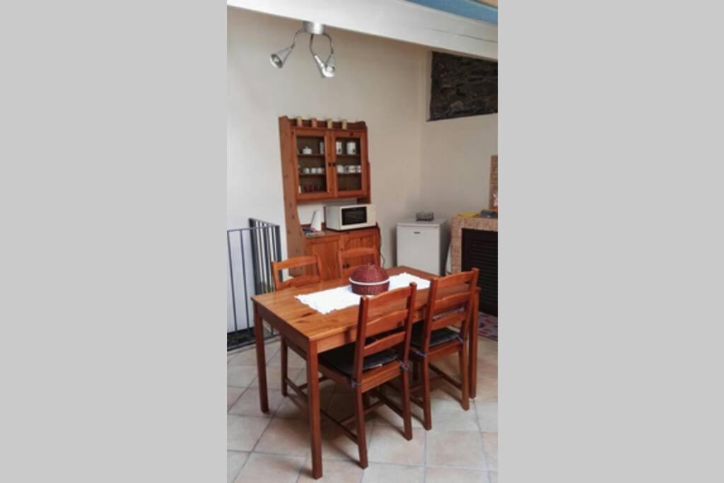 Alloggio Per Vacanze A Isolabona Exterior foto